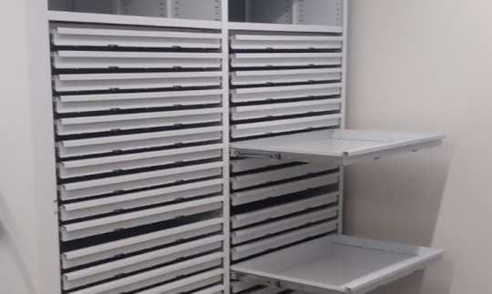 Шкаф для чертежей