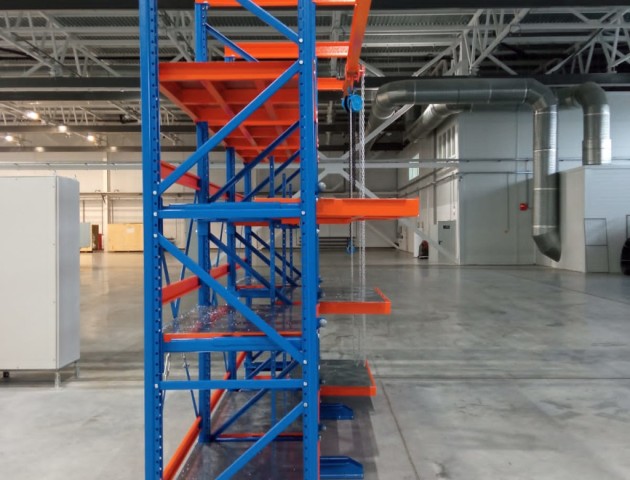 Стеллажи для цеха для тяжелых грузов